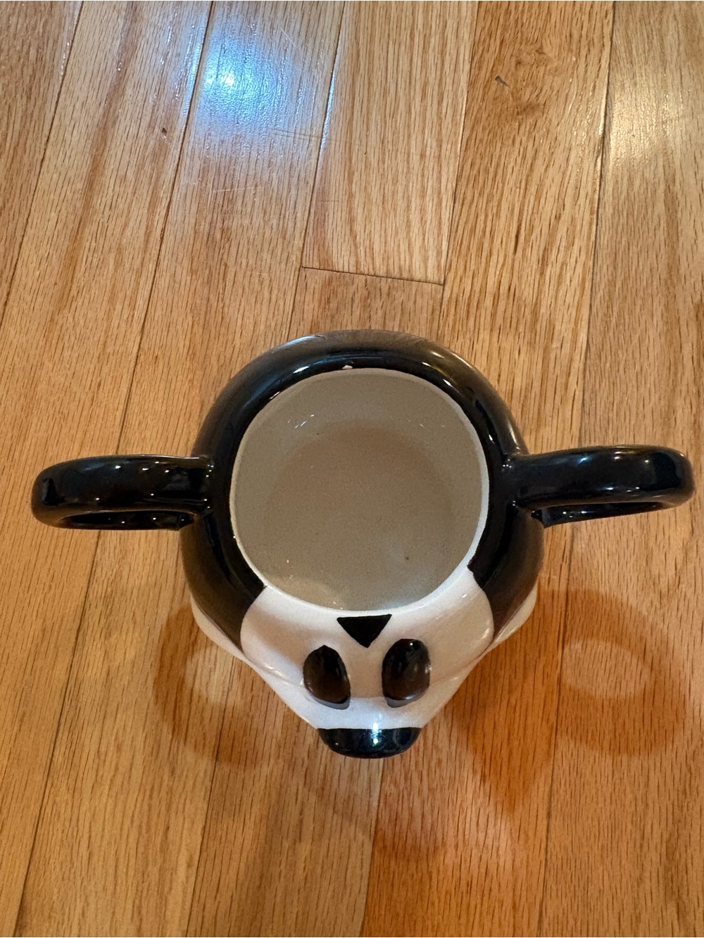 Disney Zak Designs Classic Mickey Mouse Full Face Ear Handles Ceramic 14oz. Mug. - Picture 3 of 4